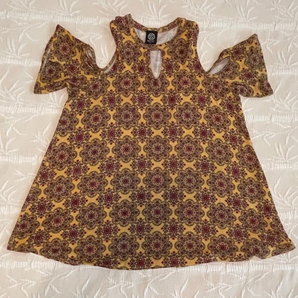 BOBEAU Cold Shoulder Flowy Top for Women Size XL